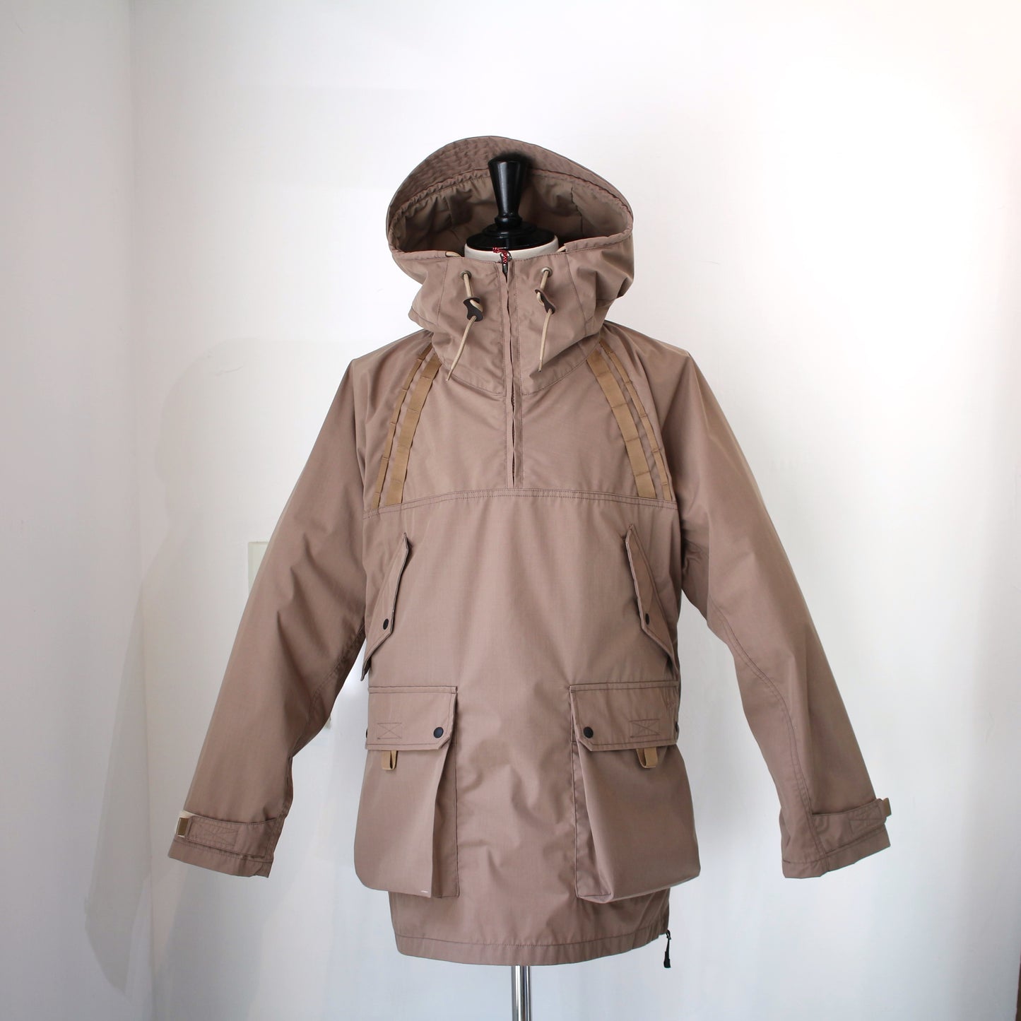 HINOC FIELD ANORAK PARKAヒノックフィールドアノラックパーカー (ユニセックス)