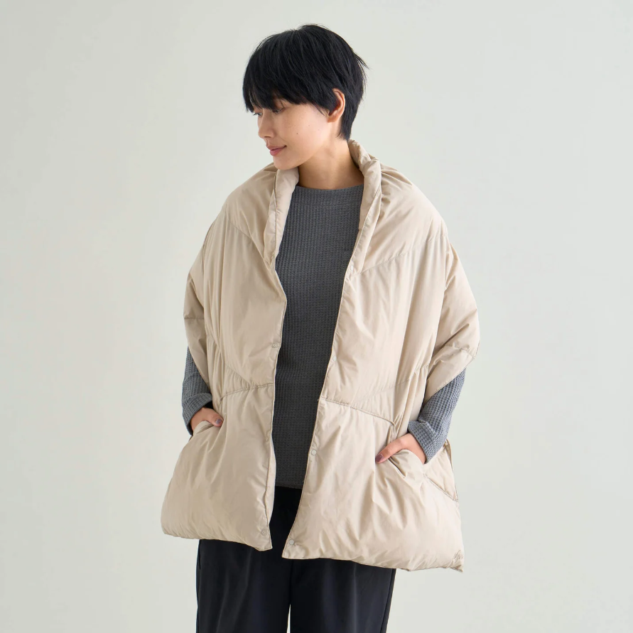 DOWN PONCHO MUFFLER(ダウンポンチョマフラー) – NANGA SHOP OSAKA DOWN PONCHO MUFFLER(ダウンポンチョマフラー) – NANGA SHOP OSAKA