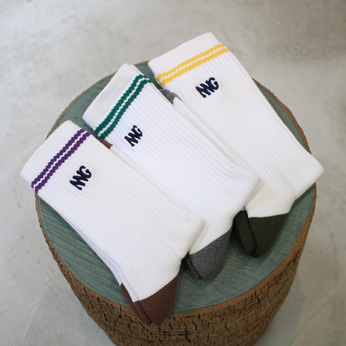 NNG COLOR STRIPE SOCKS(NNGカラーストライプソックス)