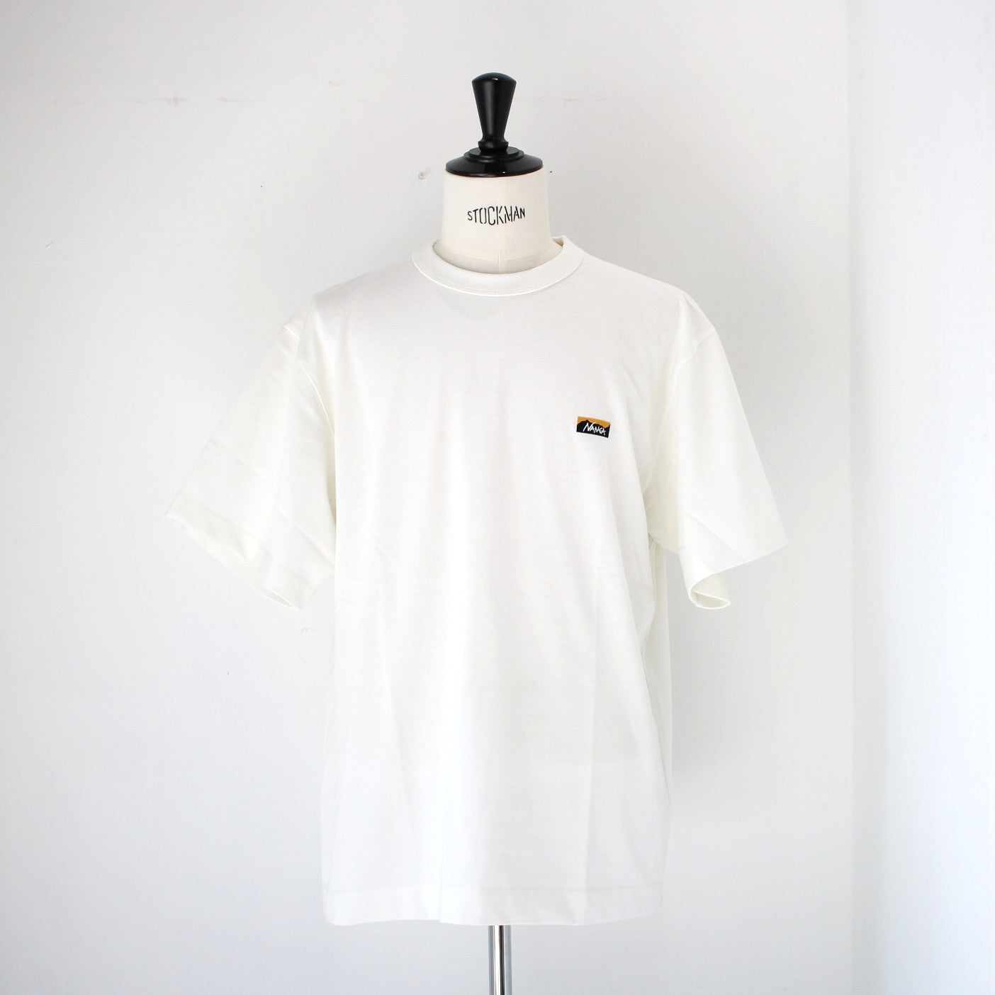 NANGA Through Craftsmanship TEE(ナンガスルークラフトマンシップTシャツ)